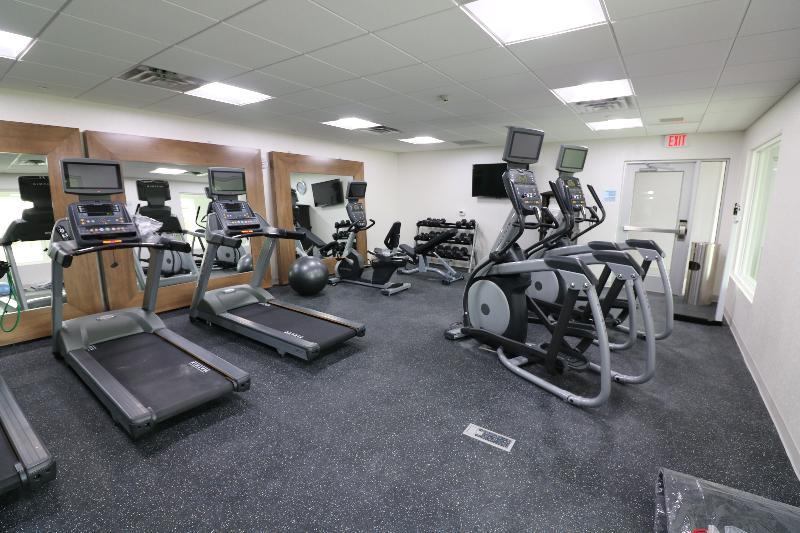 Holiday Inn Express & Suites - Coffeyville By Ihg Экстерьер фото